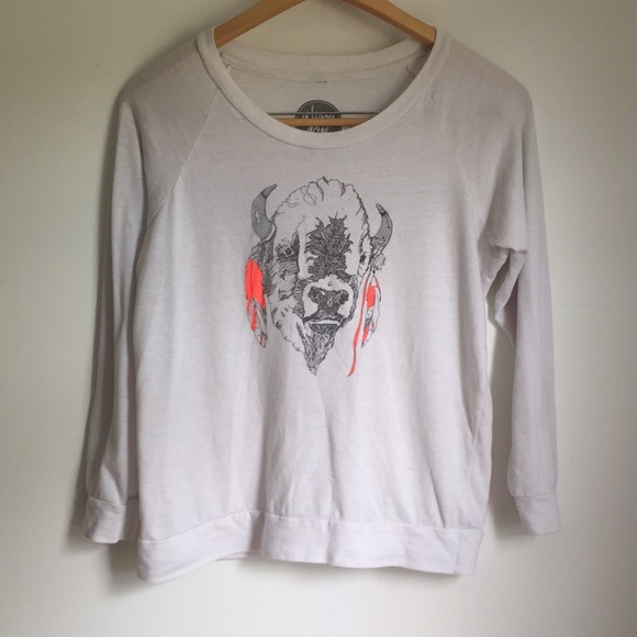 Tops - buffalo feathers screen print graphic sweatshirt
